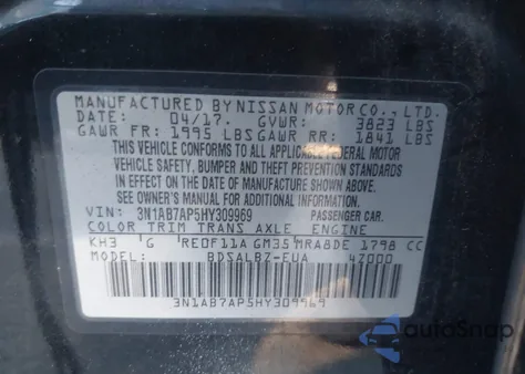 2017 Nissan Sentra S z USA, uszkodzony, nr VIN 3N1AB7AP5HY309969